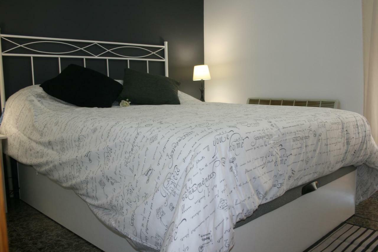 Esera Dos Catedrales Apartment Villanova Ngoại thất bức ảnh